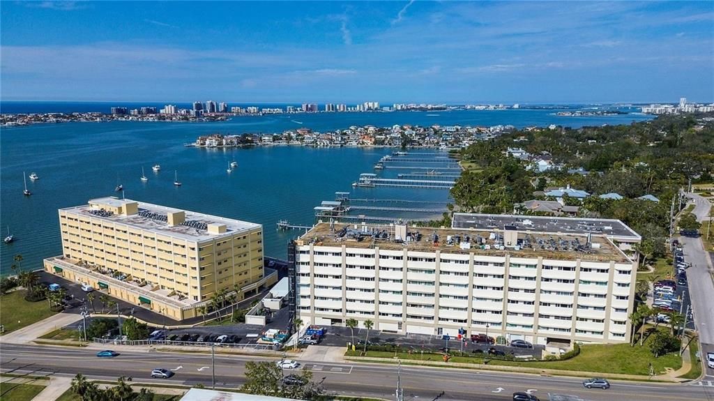 For Sale: $350,000 (2 beds, 2 baths, 1565 Square Feet)