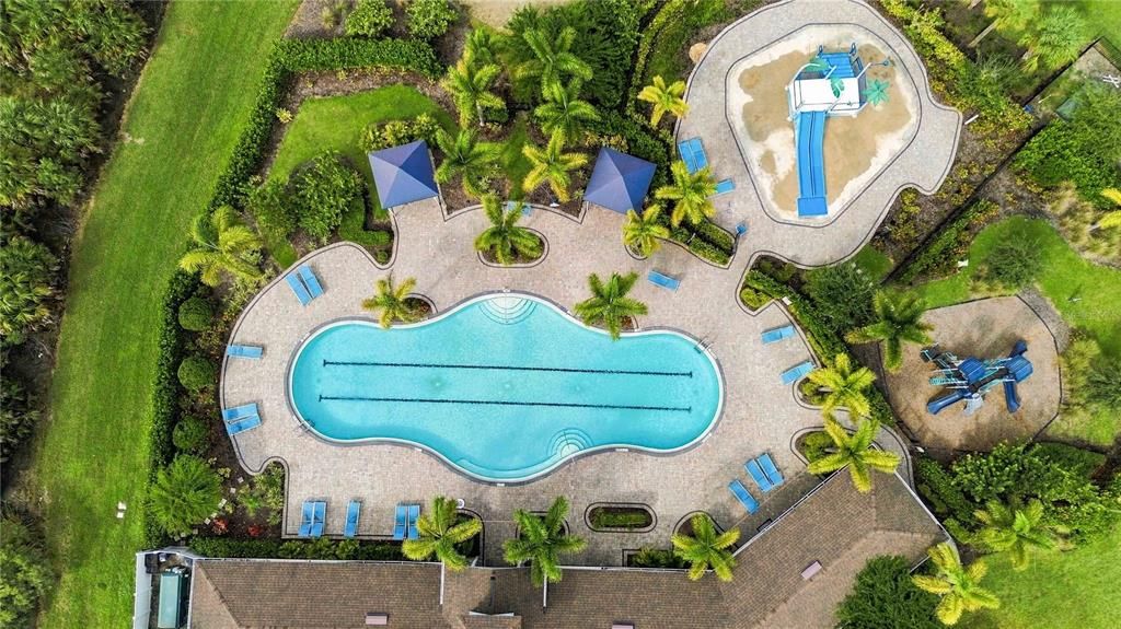 En Venta: $675,000 (4 camas, 2 baños, 2045 Pies cuadrados)