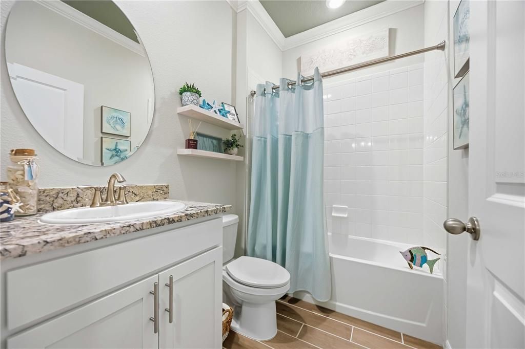 En Venta: $675,000 (4 camas, 2 baños, 2045 Pies cuadrados)