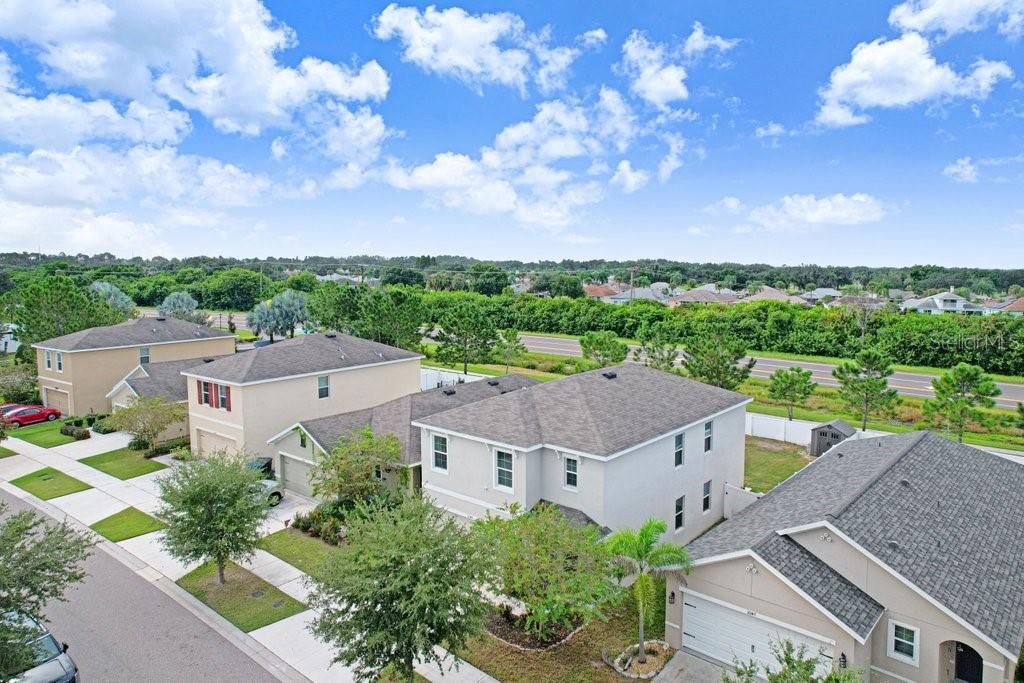 For Sale: $369,000 (5 beds, 3 baths, 2552 Square Feet)