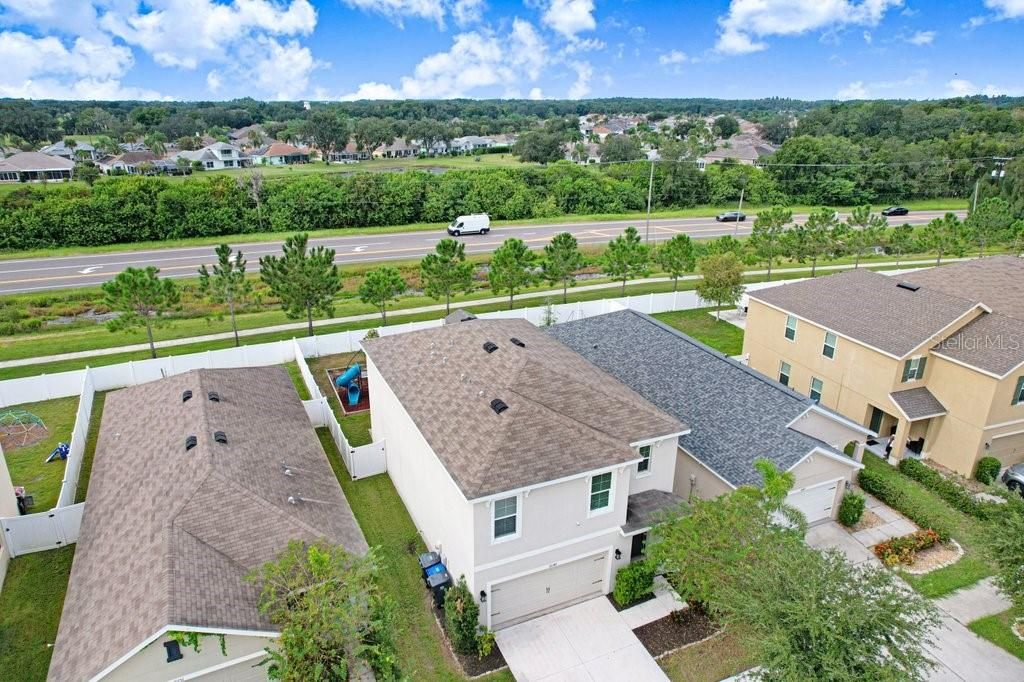 For Sale: $369,000 (5 beds, 3 baths, 2552 Square Feet)