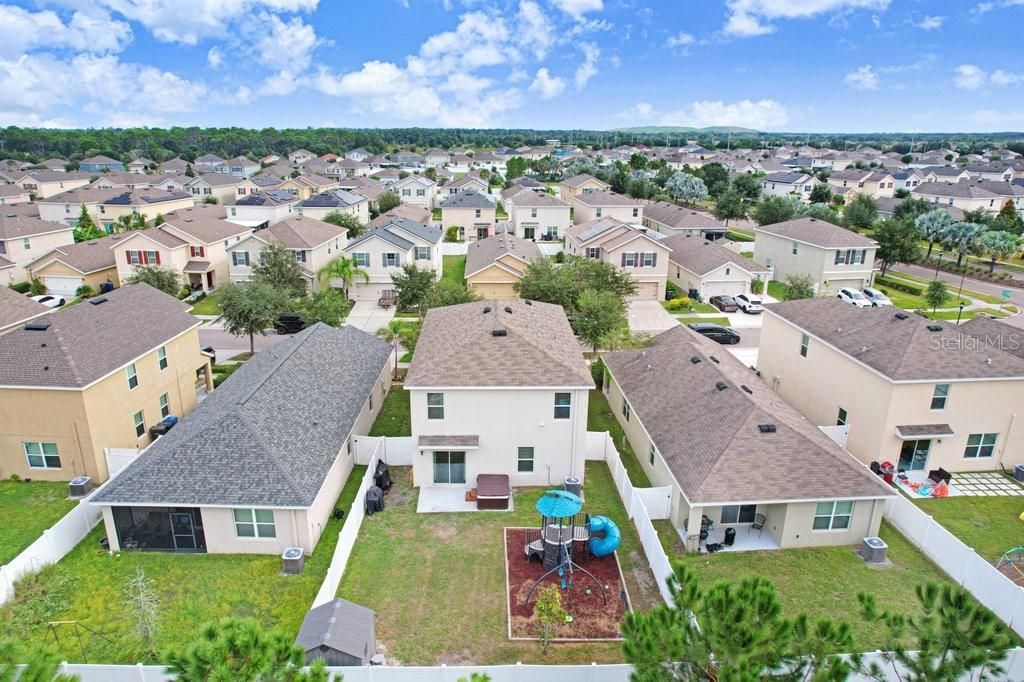 For Sale: $369,000 (5 beds, 3 baths, 2552 Square Feet)
