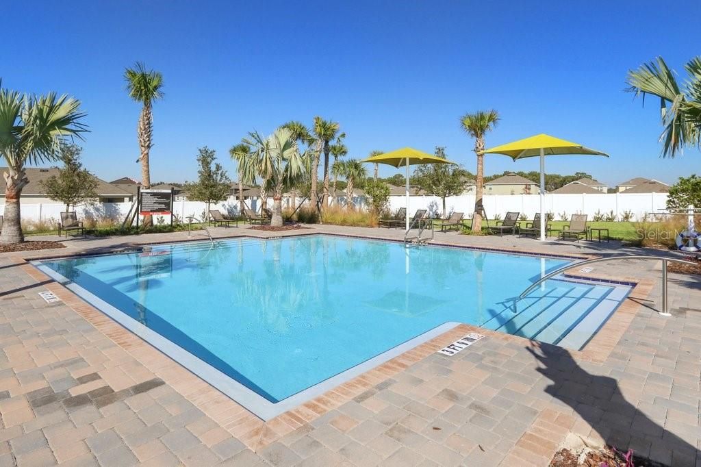 For Sale: $369,000 (5 beds, 3 baths, 2552 Square Feet)