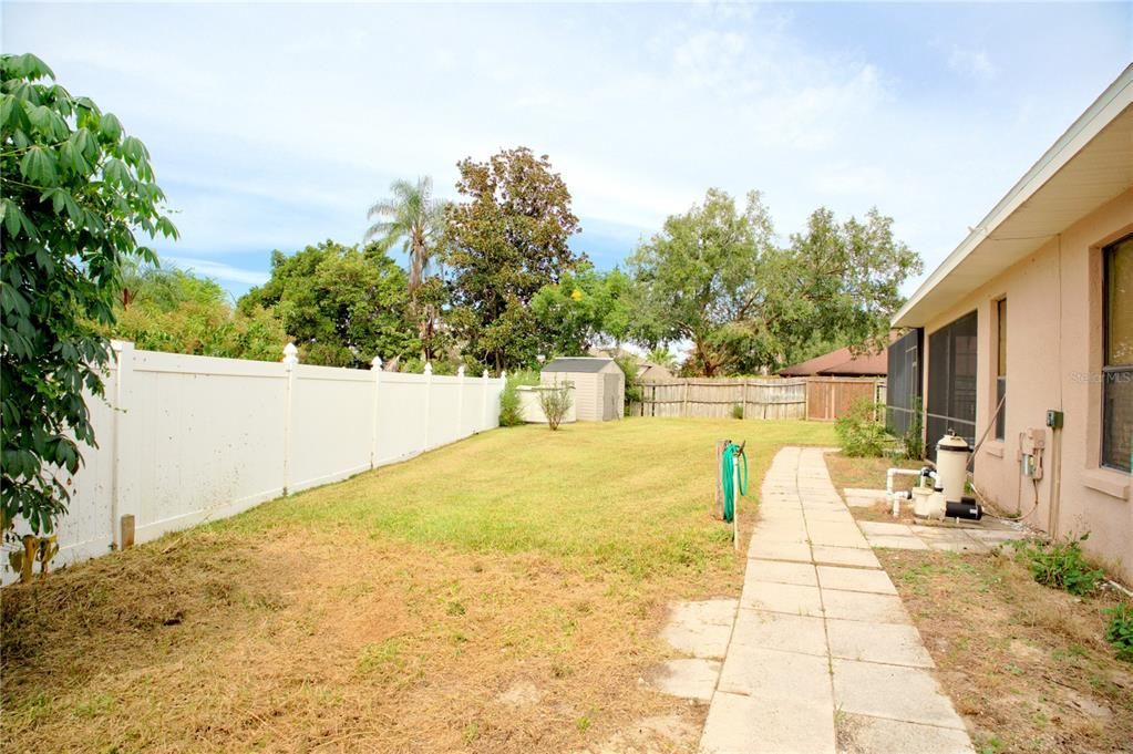 For Sale: $620,000 (5 beds, 3 baths, 2542 Square Feet)