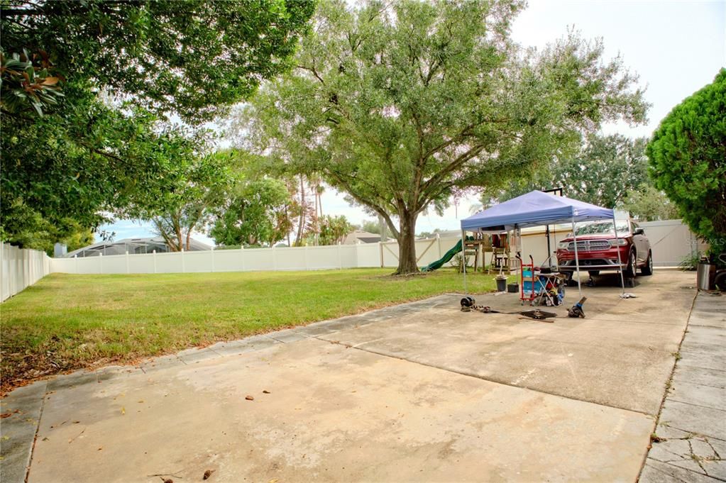 For Sale: $620,000 (5 beds, 3 baths, 2542 Square Feet)