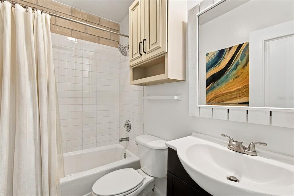 В аренду: $4,000 (2 спален, 2 ванн, 1428 Квадратных фут)