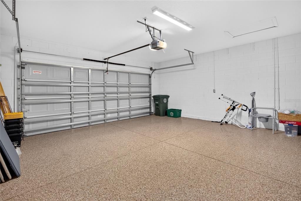 На продажу: $355,000 (2 спален, 2 ванн, 1160 Квадратных фут)