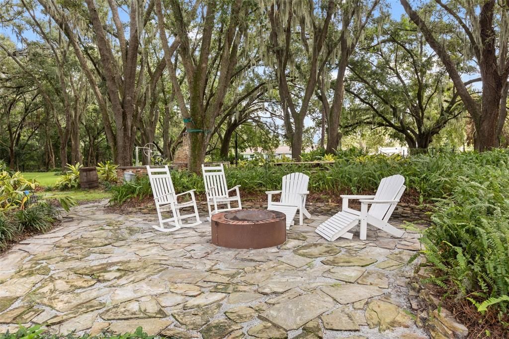 For Sale: $899,900 (3 beds, 1 baths, 1478 Square Feet)