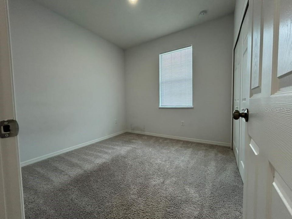 For Rent: $2,100 (3 beds, 2 baths, 1416 Square Feet)