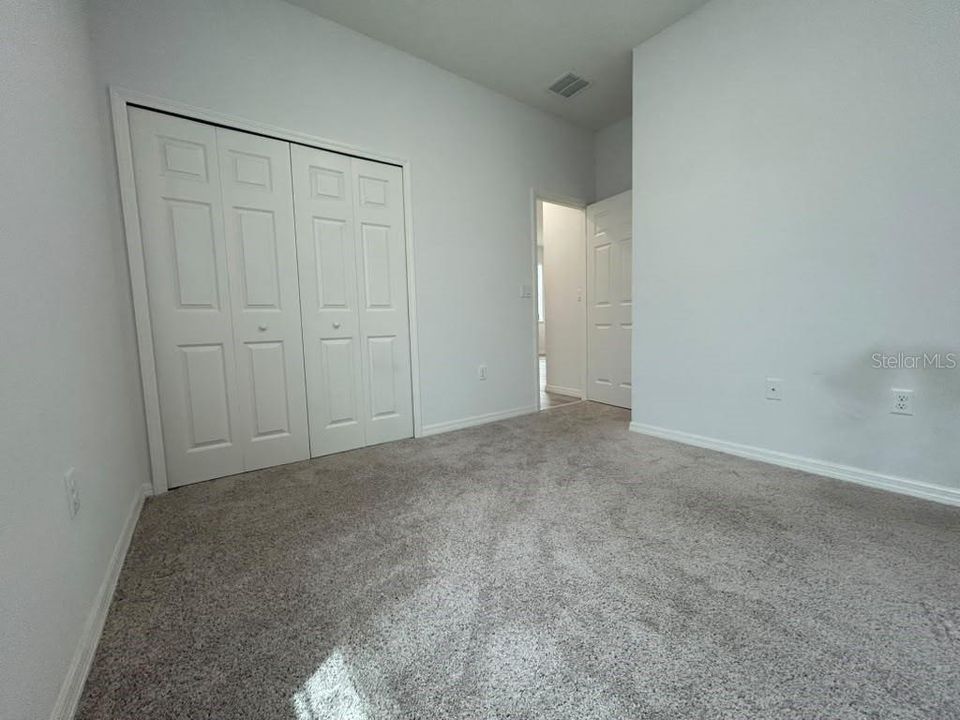 For Rent: $2,100 (3 beds, 2 baths, 1416 Square Feet)