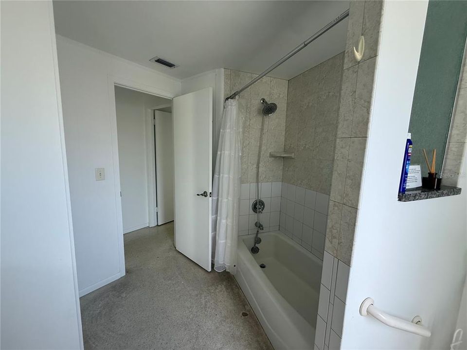 В аренду: $2,550 (2 спален, 2 ванн, 1286 Квадратных фут)
