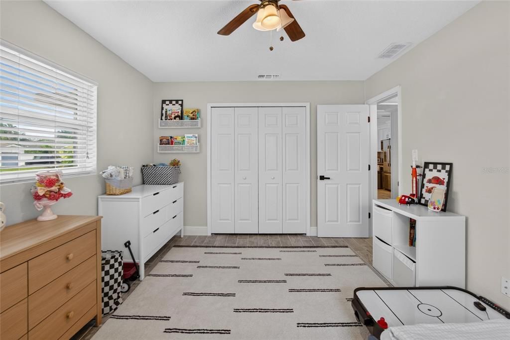 For Sale: $475,000 (3 beds, 2 baths, 1590 Square Feet)