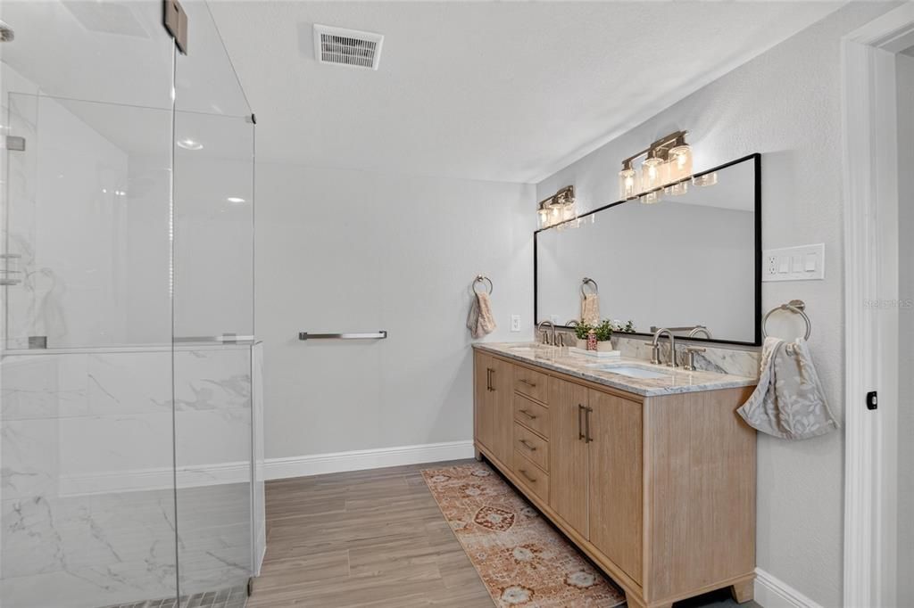 For Sale: $475,000 (3 beds, 2 baths, 1590 Square Feet)
