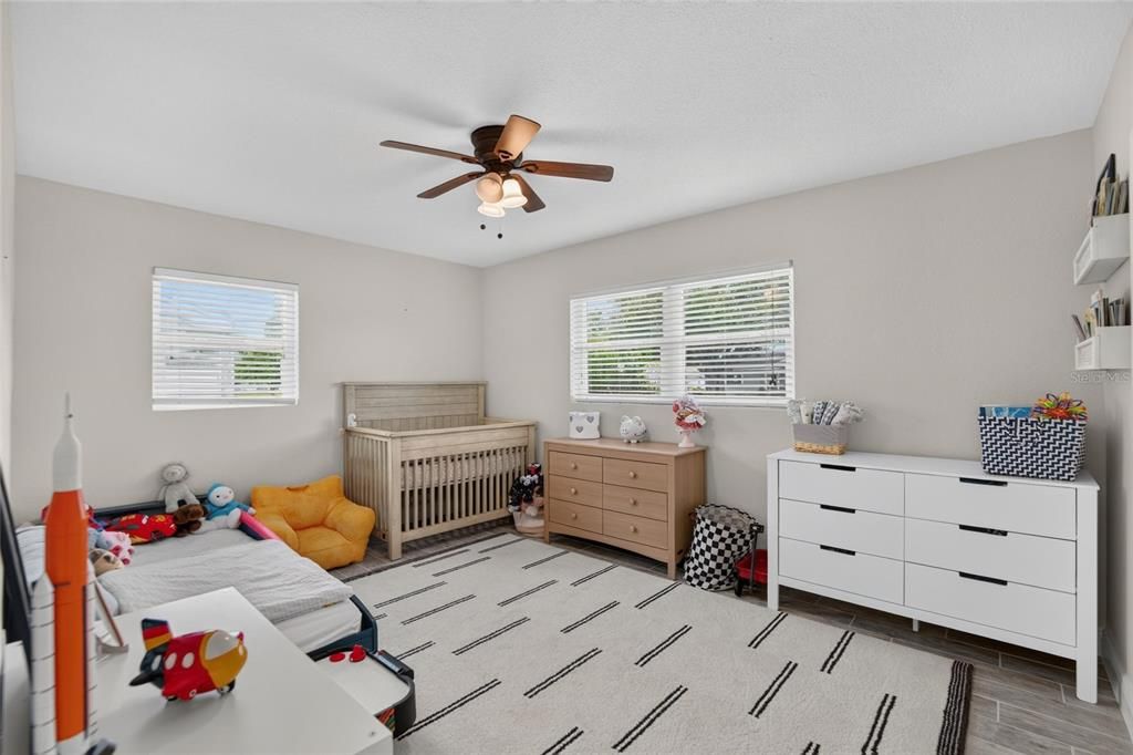 For Sale: $475,000 (3 beds, 2 baths, 1590 Square Feet)