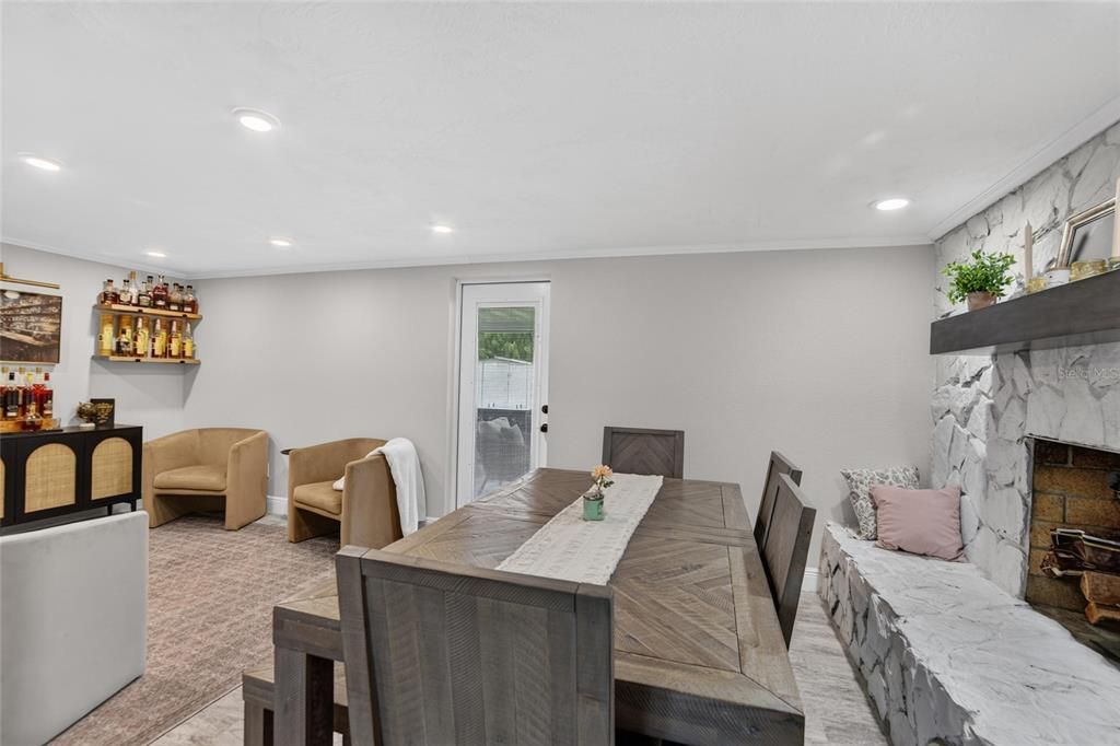 For Sale: $475,000 (3 beds, 2 baths, 1590 Square Feet)