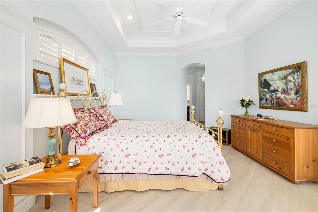 For Sale: $518,000 (3 beds, 2 baths, 2060 Square Feet)