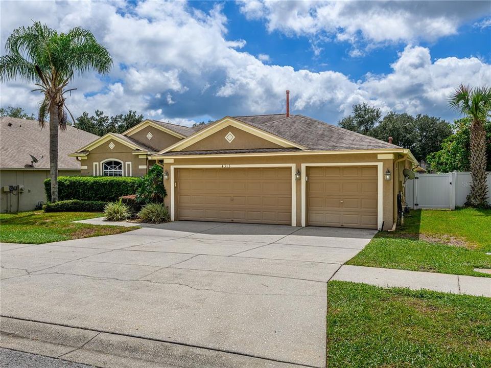 : $425,000 (4 beds, 3 baths, 2255 Square Feet)