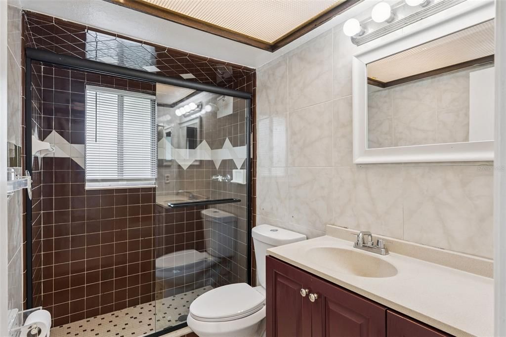 For Sale: $437,500 (4 beds, 2 baths, 1519 Square Feet)