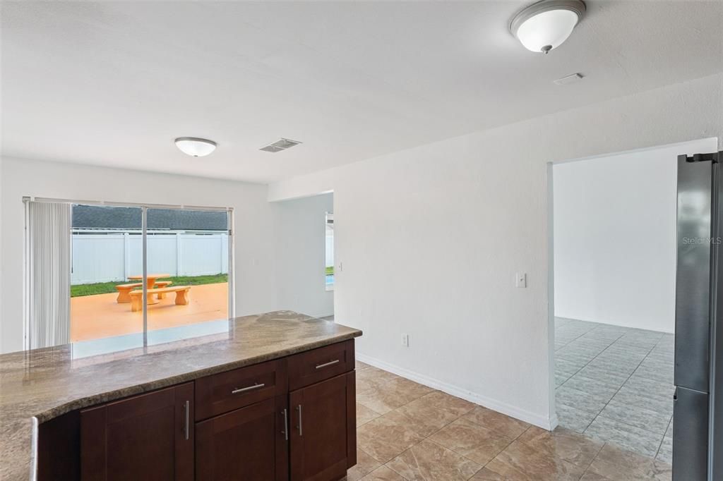 For Sale: $437,500 (4 beds, 2 baths, 1519 Square Feet)