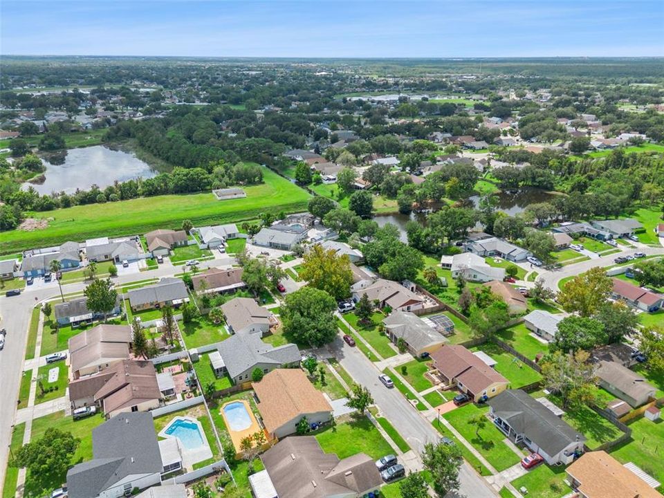 For Sale: $437,500 (4 beds, 2 baths, 1519 Square Feet)