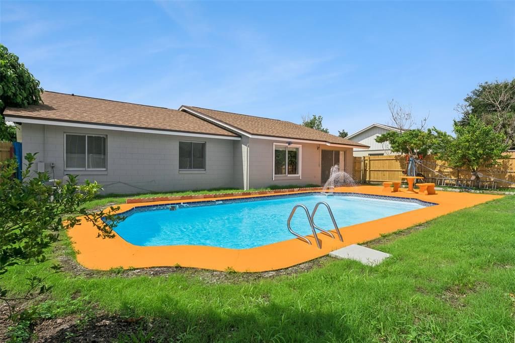 For Sale: $437,500 (4 beds, 2 baths, 1519 Square Feet)