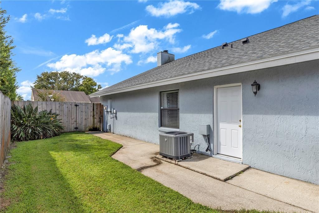 Activo con contrato: $399,000 (3 camas, 2 baños, 1510 Pies cuadrados)