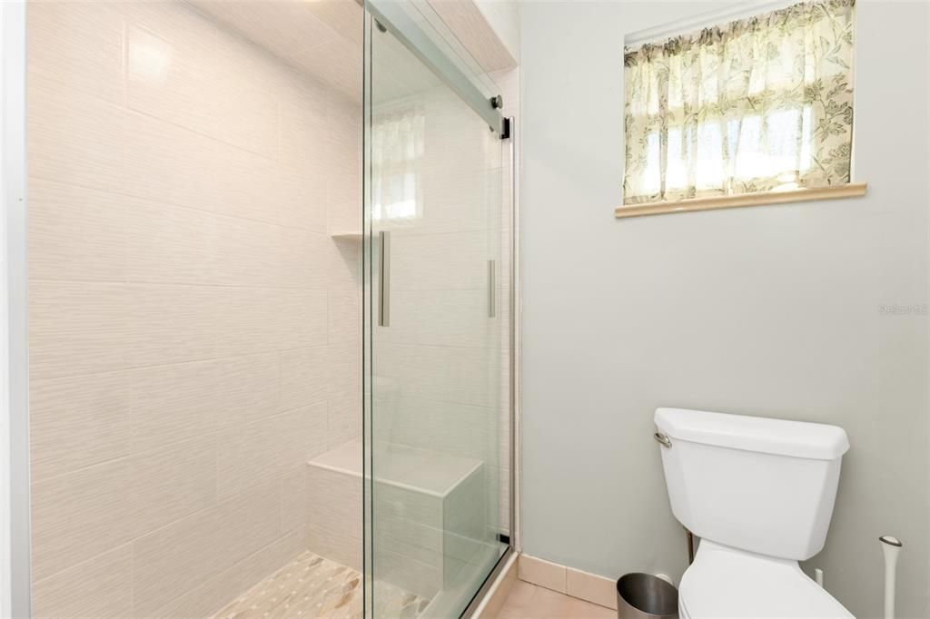 En Venta: $398,800 (3 camas, 2 baños, 1835 Pies cuadrados)