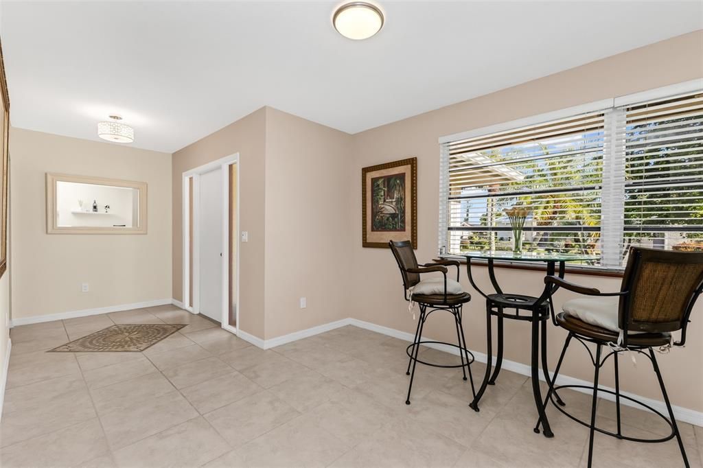 En Venta: $398,800 (3 camas, 2 baños, 1835 Pies cuadrados)