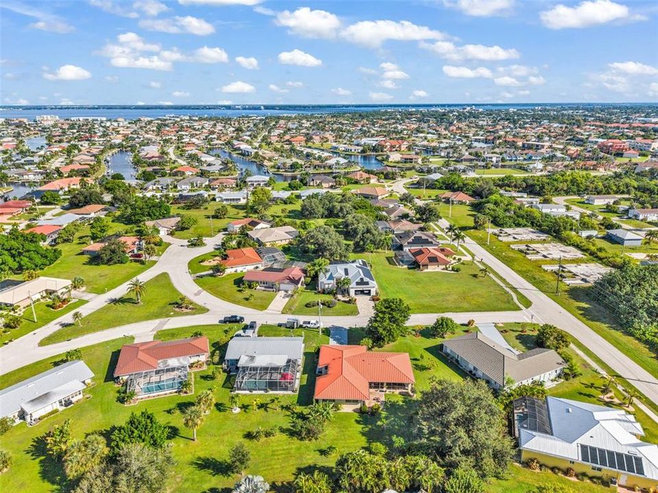 En Venta: $398,800 (3 camas, 2 baños, 1835 Pies cuadrados)
