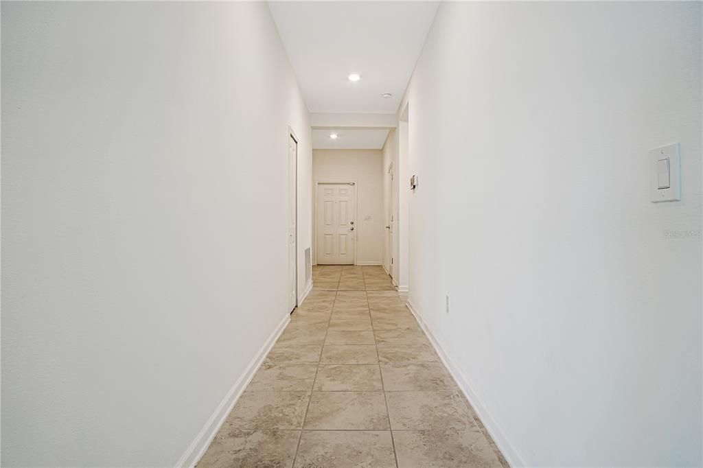 En Renta: $2,150 (4 camas, 2 baños, 1848 Pies cuadrados)