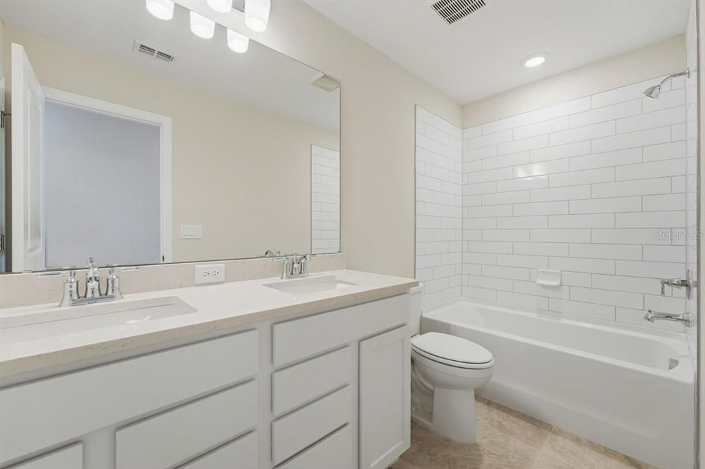 For Rent: $2,990 (4 beds, 2 baths, 1770 Square Feet)