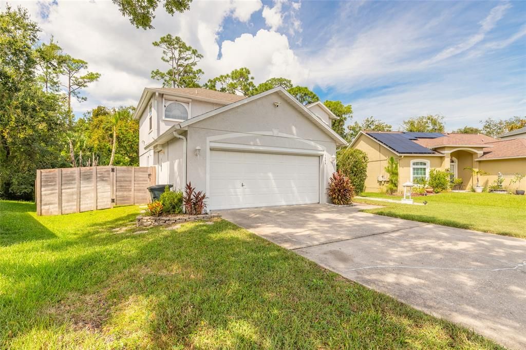 For Sale: $375,000 (3 beds, 2 baths, 1704 Square Feet)