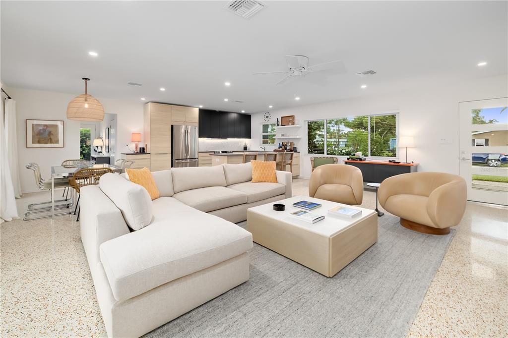 En Venta: $675,000 (3 camas, 2 baños, 1441 Pies cuadrados)