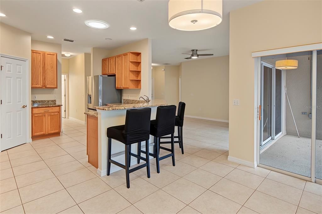 For Sale: $275,000 (2 beds, 2 baths, 1488 Square Feet)