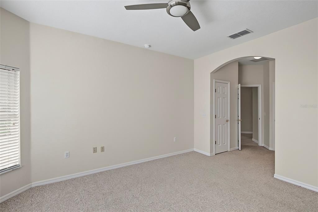 For Sale: $275,000 (2 beds, 2 baths, 1488 Square Feet)
