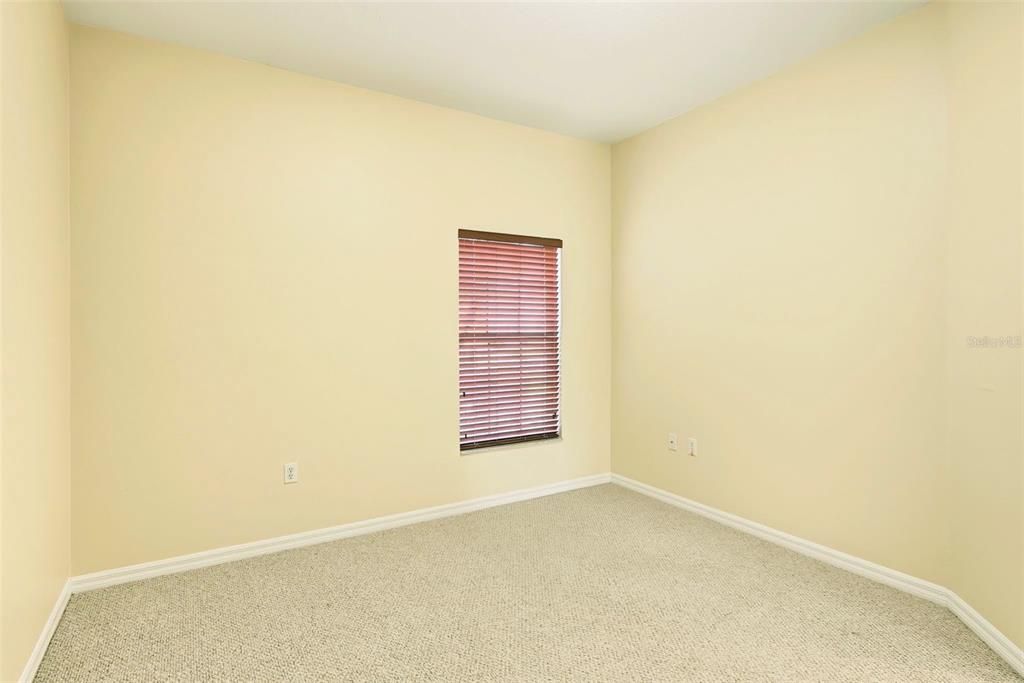 For Sale: $275,000 (2 beds, 2 baths, 1488 Square Feet)