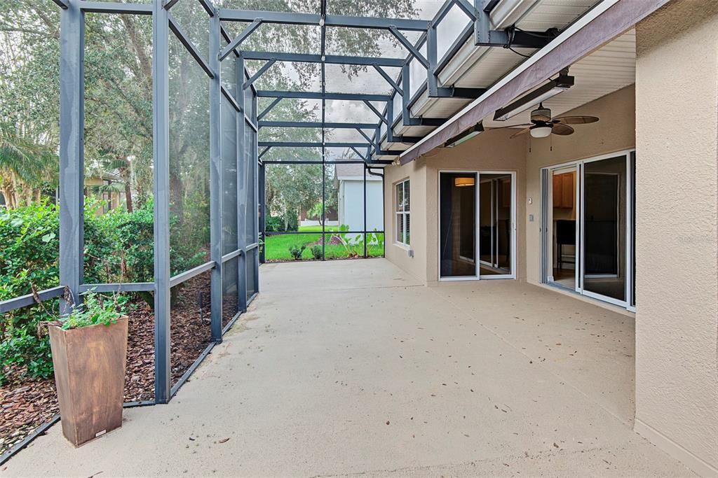 For Sale: $275,000 (2 beds, 2 baths, 1488 Square Feet)