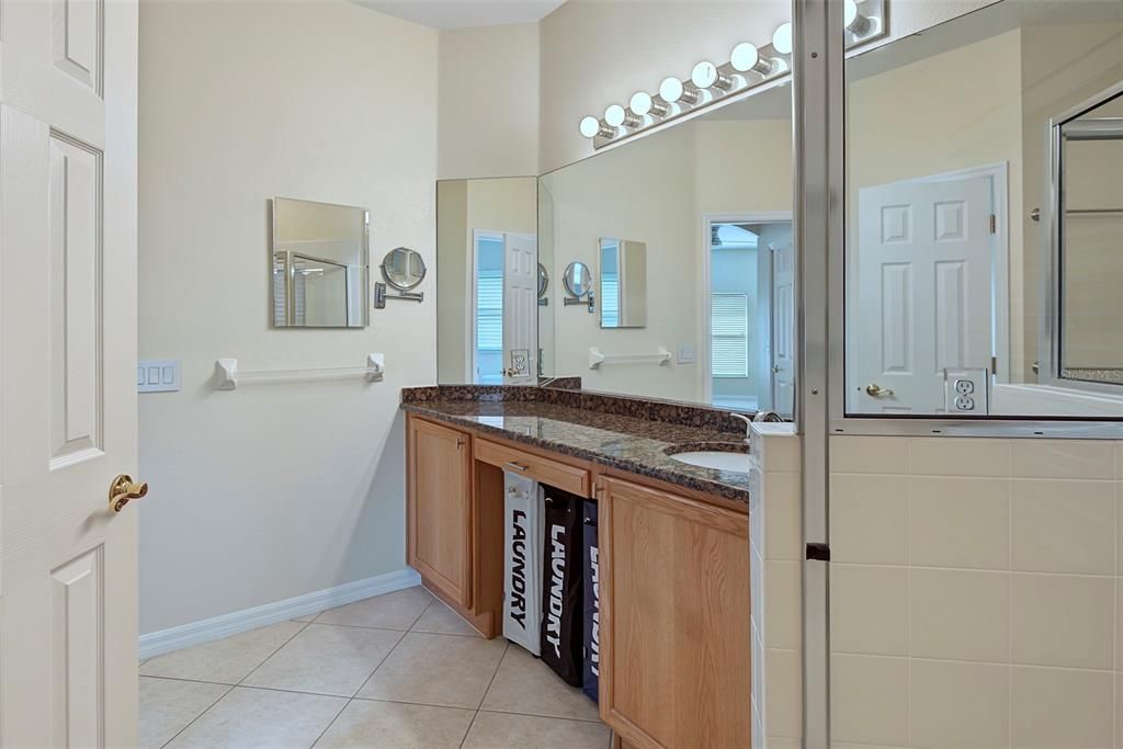 For Sale: $275,000 (2 beds, 2 baths, 1488 Square Feet)