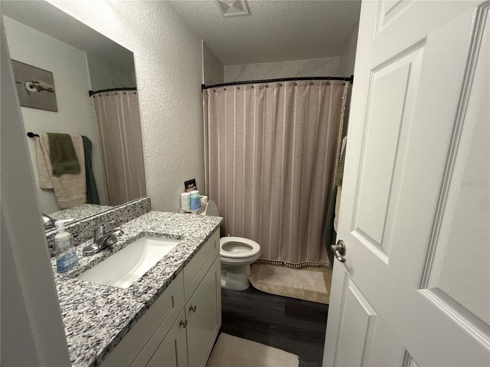 For Rent: $1,685 (3 beds, 2 baths, 1321 Square Feet)