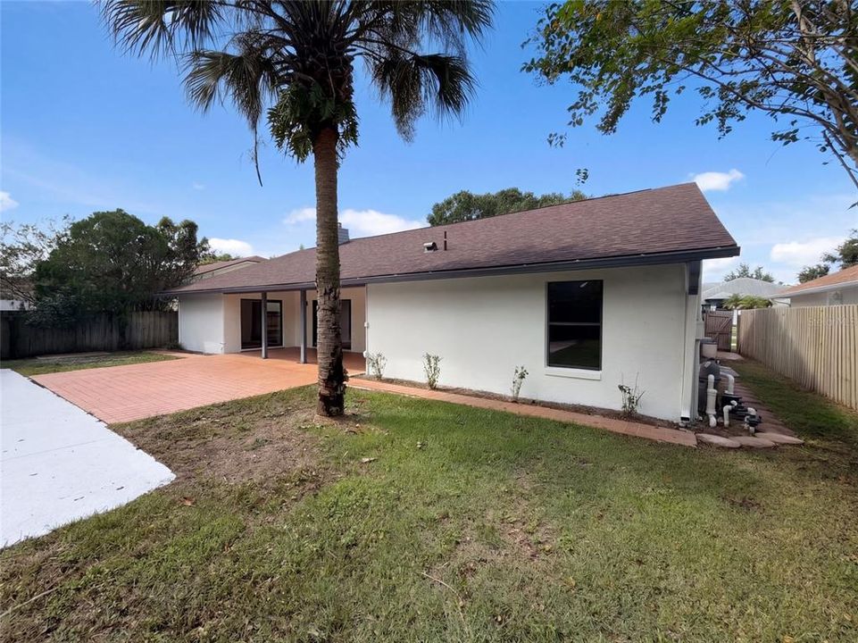 For Sale: $515,000 (4 beds, 2 baths, 2294 Square Feet)