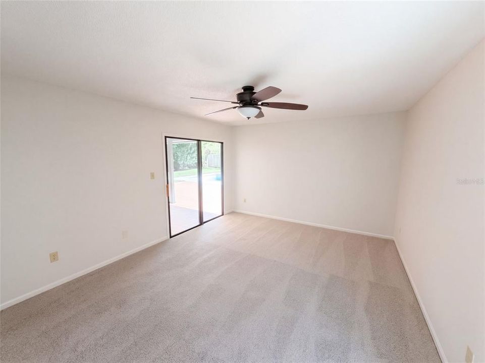 For Sale: $515,000 (4 beds, 2 baths, 2294 Square Feet)