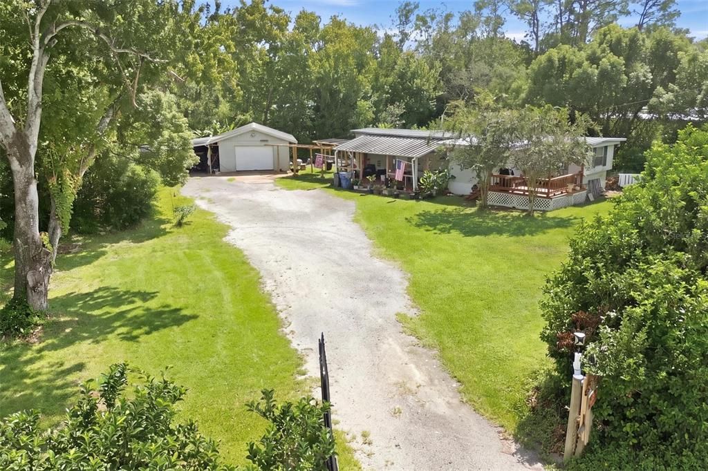 For Sale: $165,000 (2 beds, 1 baths, 672 Square Feet)