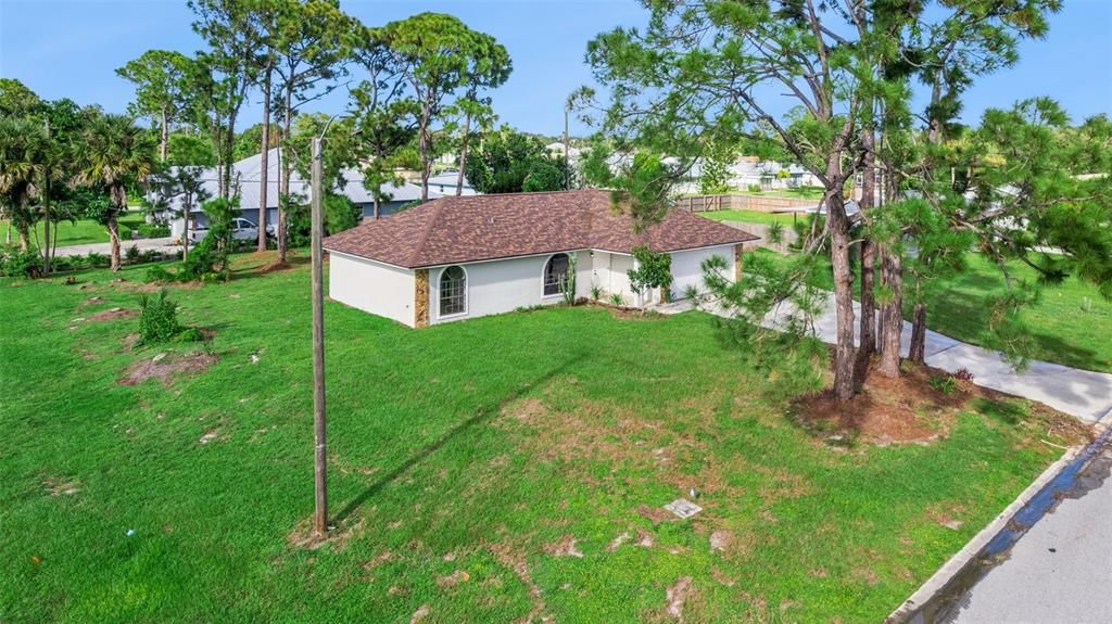En Venta: $300,000 (3 camas, 2 baños, 1016 Pies cuadrados)