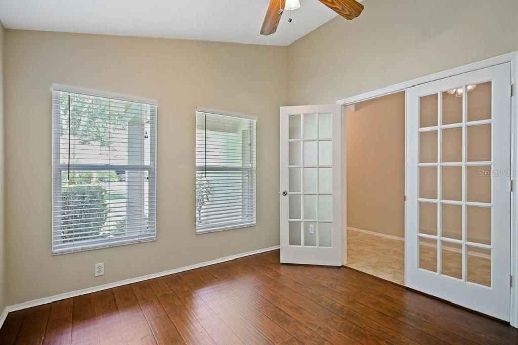 For Rent: $2,400 (3 beds, 2 baths, 1300 Square Feet)