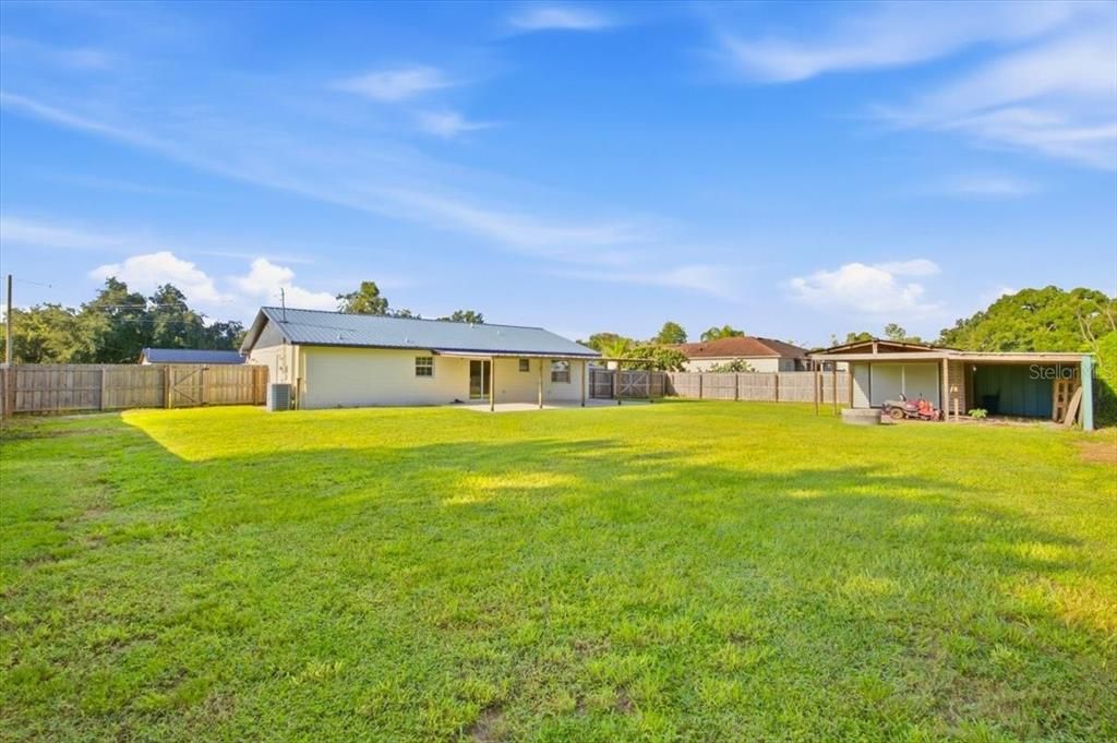 En Venta: $394,500 (4 camas, 2 baños, 1600 Pies cuadrados)