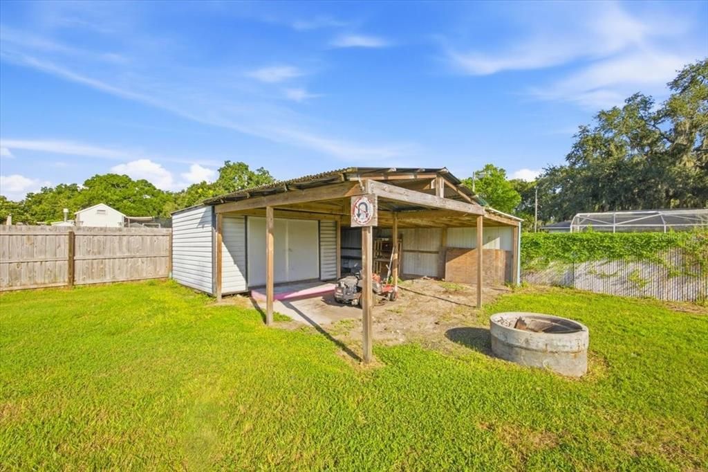 En Venta: $394,500 (4 camas, 2 baños, 1600 Pies cuadrados)