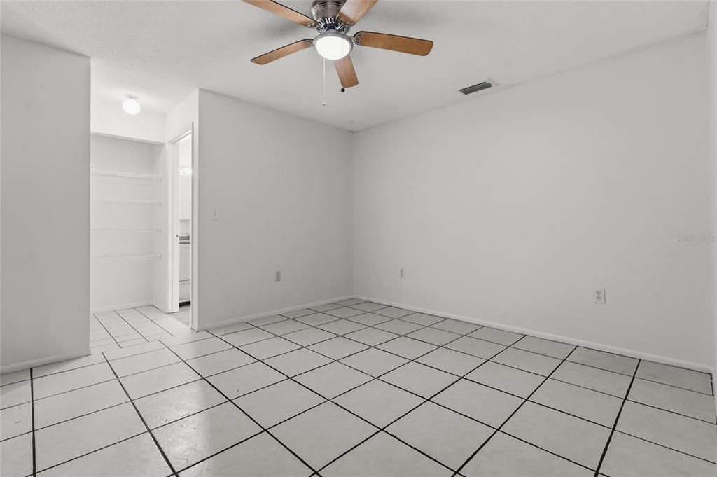 For Sale: $599,000 (6 beds, 0 baths, 2302 Square Feet)