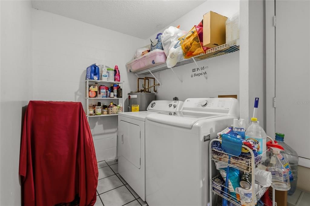 For Sale: $599,000 (6 beds, 0 baths, 2302 Square Feet)
