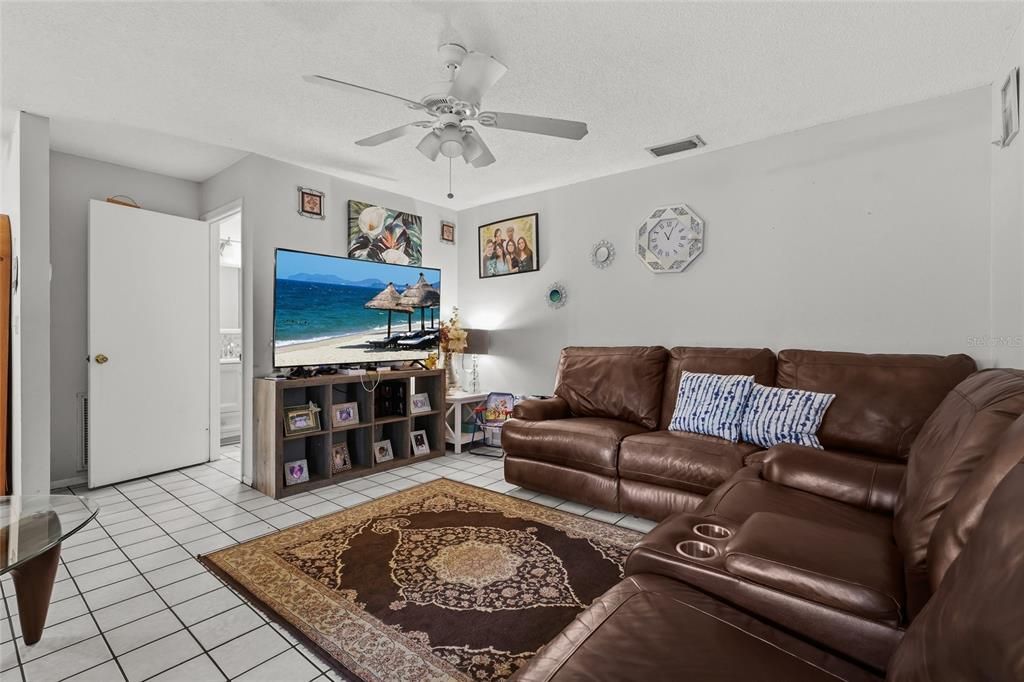 For Sale: $599,000 (6 beds, 0 baths, 2302 Square Feet)