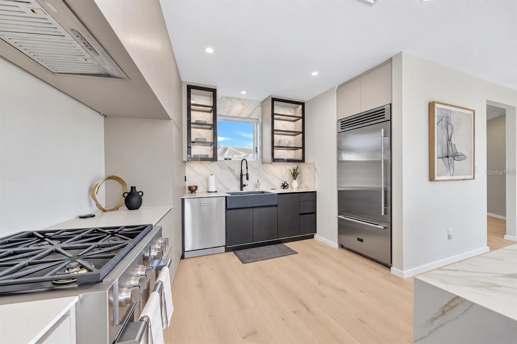 For Sale: $6,500,000 (4 beds, 3 baths, 3294 Square Feet)